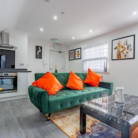 Cool Top Floor Apartment Very Near Birmingham Centre Bagian luar foto