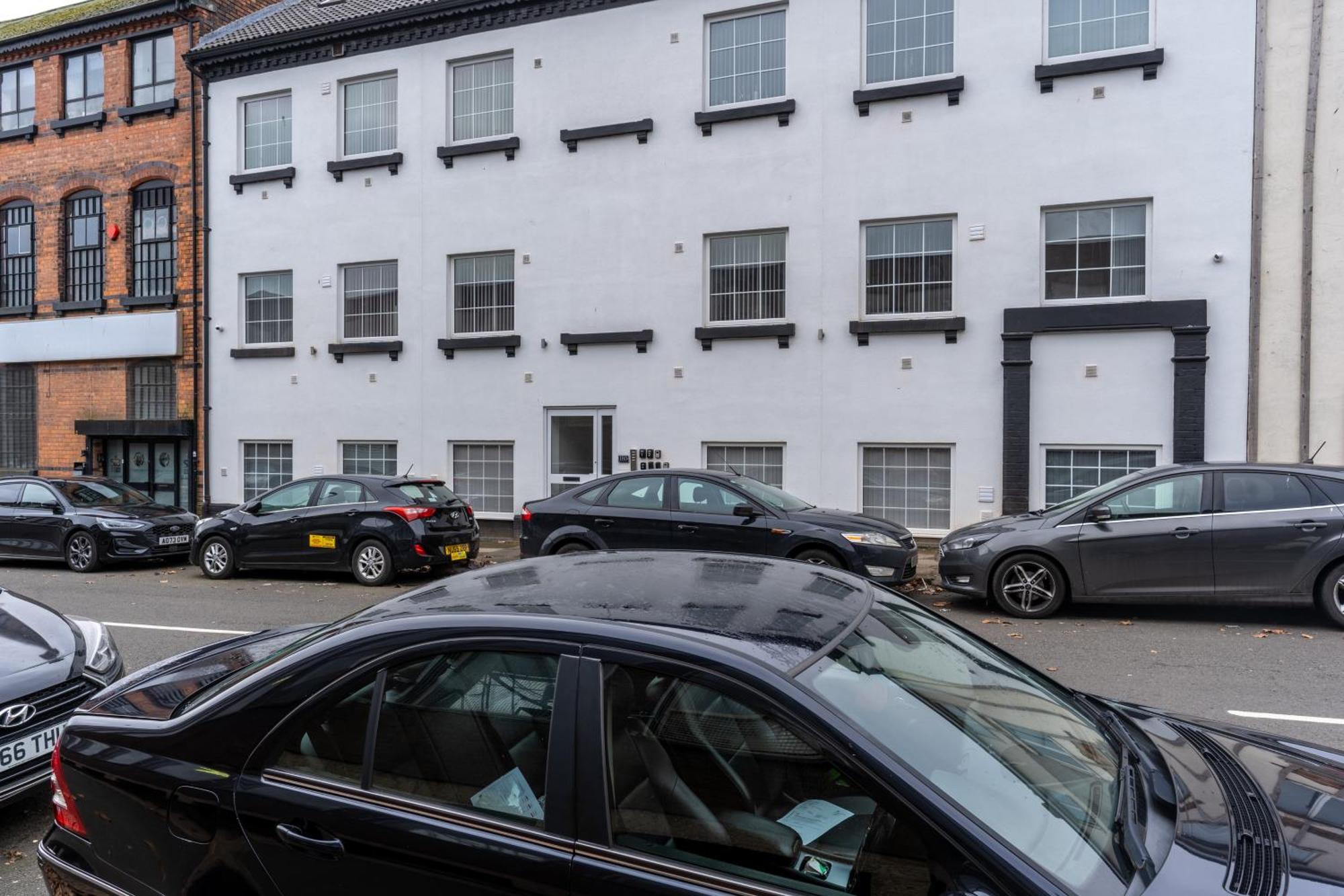 Cool Top Floor Apartment Very Near Birmingham Centre Bagian luar foto