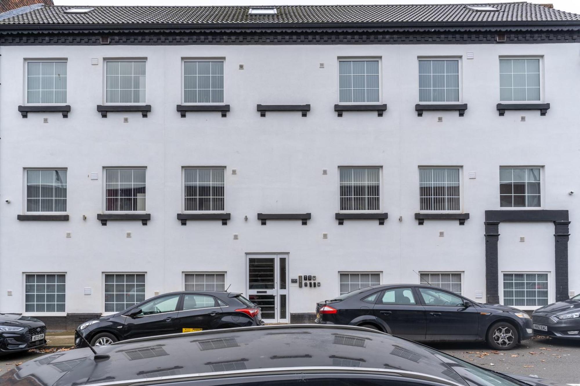 Cool Top Floor Apartment Very Near Birmingham Centre Bagian luar foto