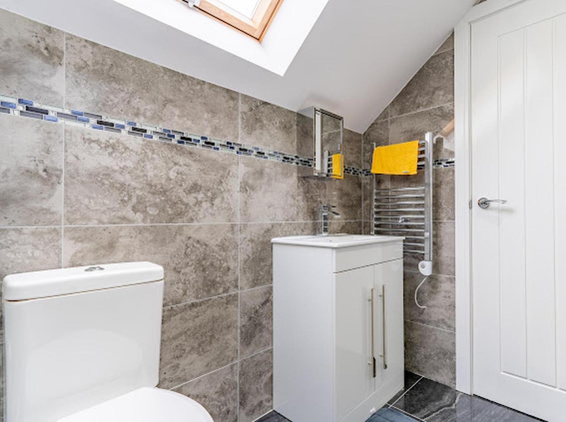 Cool Top Floor Apartment Very Near Birmingham Centre Bagian luar foto