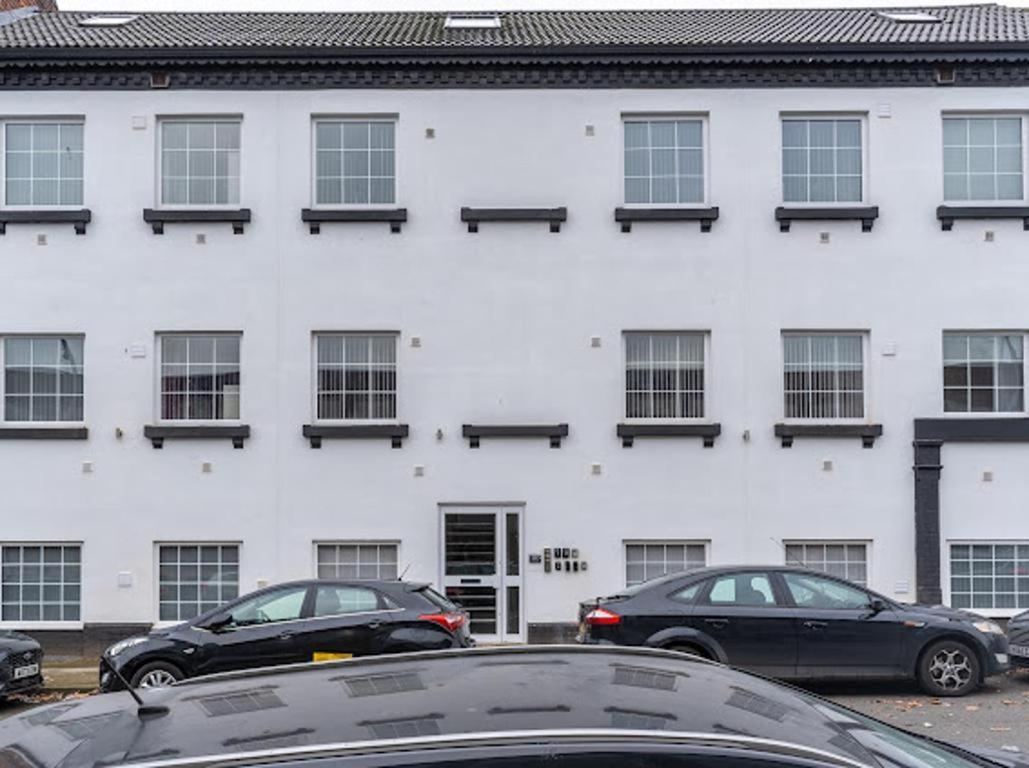 Cool Top Floor Apartment Very Near Birmingham Centre Bagian luar foto